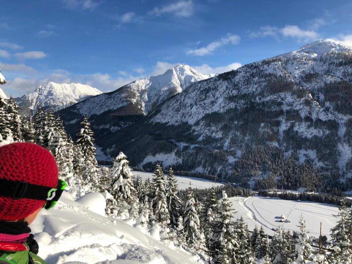 Haus Walch Bed & Breakfast Elbigenalp Luaran gambar