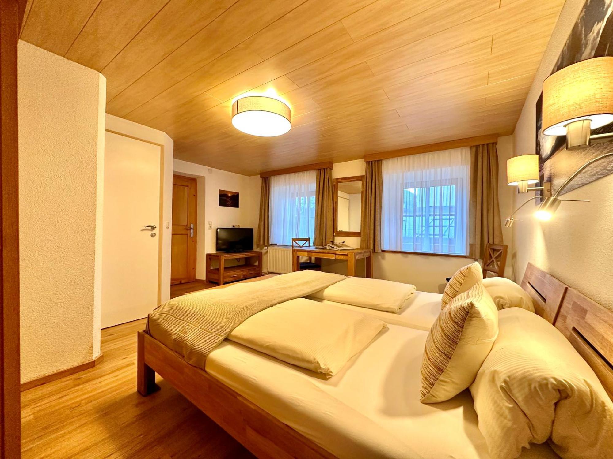 Haus Walch Bed & Breakfast Elbigenalp Luaran gambar